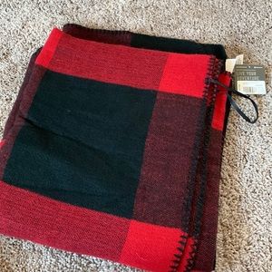 Eddie Bauer Vesper Barn Red Blanket Shawl